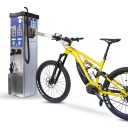 BKW - COLONNINA MULTIFUNZIONE PER LAVAGGIO BICICLETTE
